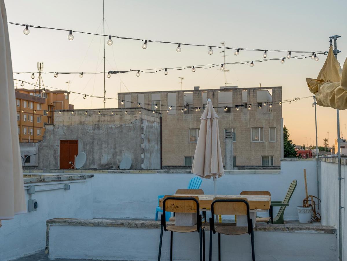 Primo Piano Holiday Lecce Bagian luar foto